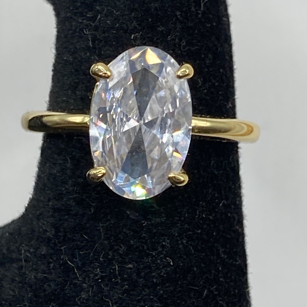 CZ Oval shape gold plated 925 silver ring‎ size 6.75